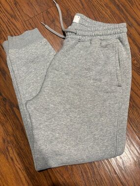 Hollister Men’s Medium Gray Joggers